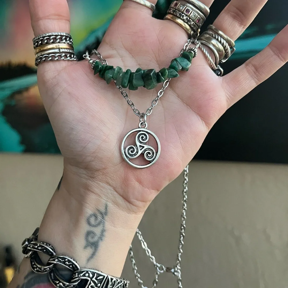 Set ! Green serpentine gems necklace celtic knot triquel + earrings boho celt - Picture 12 of 14